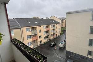2 Zimmerwohnung mit windgeschützter Loggia und Tiefgaragenstellplatz – Die vollständige Adresse der Immobilie erhältst du vom Anbieter., 51103 Höhenberg, Köln – Vorschaubild 1