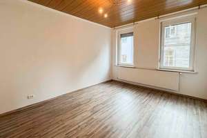 Bezugsfreie 4-Zimmer-Wohnung mit Balkon und zwei Bädern im Herzen von Fürth – Die vollständige Adresse der Immobilie erhältst du vom Anbieter., 90762 Altstadt, Innenstadt, Fürth – Vorschaubild 7