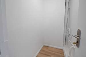 Faktor 16! Kernsaniert 2025: Moderne 2-Zimmer-Wohnung mit Balkon in Kiel – Die vollständige Adresse der Immobilie erhältst du vom Anbieter., 24114 Südfriedhof, Kiel – Vorschaubild 10