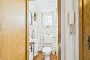 My home is my castle. Sehr gemütliches EFH in Sachsenheim, Kreis LB. 7 1/2 Zimmer, kernsaniert – Die vollständige Adresse der Immobilie erhältst du vom Anbieter., 74343 Sachsenheim – Vorschaubild 15