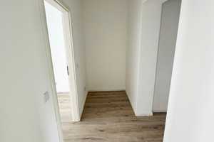 +++Stilvolle 2-Zimmer-Wohnung mit Badewanne und Balkon+++ – Berlin – Vorschaubild 12