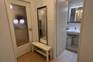 Vollmöblierte helle 1-Zimmer Wohnung am Luitpoldpark – München – Vorschaubild 7