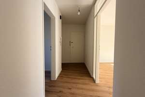 Platz für die kleine Familie! Frisch renovierte 3 Zimmer-Wohnung mit Charme und Balkon – Alte Ziegelei 16, 30419 Stöcken, Hannover – Vorschaubild 9