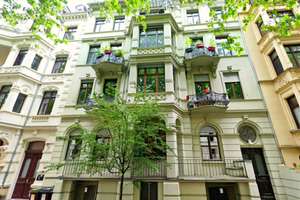 ZENTRALES WOHNEN IN WIESBADEN! 4-ZIMMER-DACHGESCHOSSWOHNUNG MIT SONNIGER TERRASSE – Die vollständige Adresse der Immobilie erhältst du vom Anbieter., 65185 Mitte, Wiesbaden – Vorschaubild 40