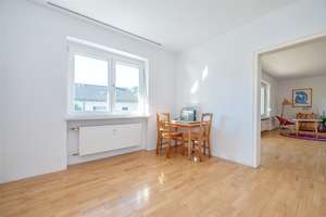 Großzügiges Zweifamilienhaus auf schönem Grundstück mit genügend Platz für Ihre Ideen – Die vollständige Adresse der Immobilie erhältst du vom Anbieter., 94034 Hals, Passau – Vorschaubild 11