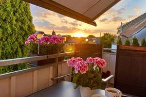 Einziehen und wohlfühlen: helle 3-Zimmer-Wohnung mit Südwest-Balkon, Küche, Stellplatz – Oberbruchstraße 131, 47807 Fischeln, Krefeld – Vorschaubild 3