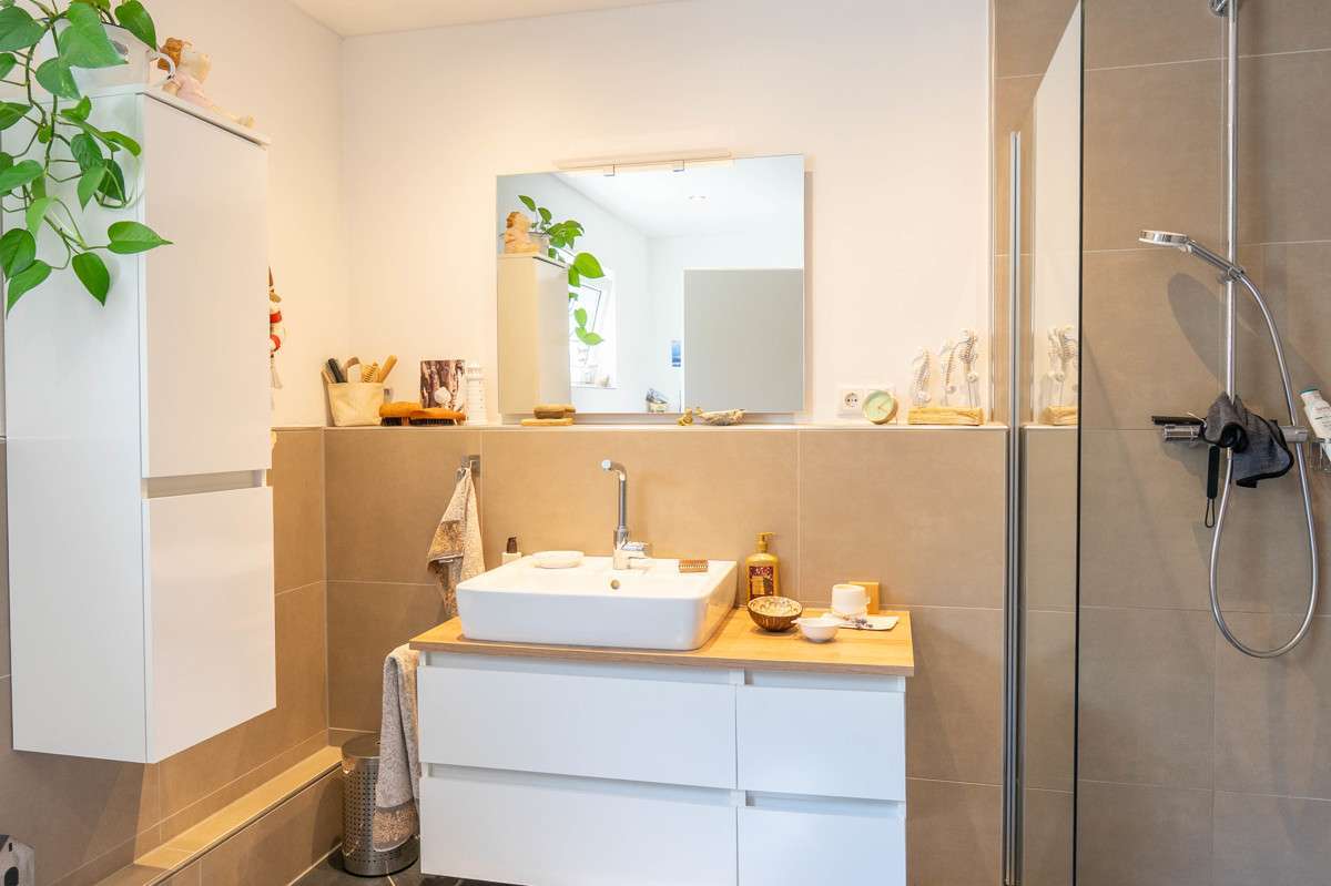 Immobilie in Friedelsheim - Vielseitiges 1-2-Familienhaus mit Halle, Hof und Garten in Friedelsheim! - Bild 3