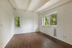 Großzügiges Wohnhaus mit Einliegerwohnung/Büro im Grünen in Hamburg-Rahlstedt – Die vollständige Adresse der Immobilie erhältst du vom Anbieter., 22147 Rahlstedt, Hamburg – Vorschaubild 32