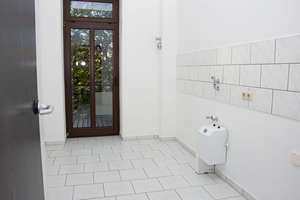 Komfortable Wohnung mit Balkon zum grünen Innenhof - neues Bad und neue Böden – Richardstraße 8, 9113 Schloßchemnitz, Chemnitz – Vorschaubild 7