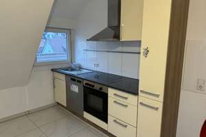 Zuhause mit 4 Zimmern und viel Platz in Stuttgart Untertürkheim – Die vollständige Adresse der Immobilie erhältst du vom Anbieter., 70327 Untertürkheim (Ortsteil), Stuttgart – Vorschaubild 5