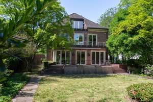 Df.-Zoo: Repräsentatives Villenanwesen in bester Lage des Zooviertels