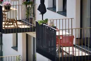 Neuwertige 2,5-Raum-Wohnung mit Balkon und Einbauküche in München Schwabing (Olympiapark)