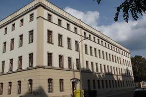 ***Schicke 2-Raumwohnung, mit Balkon*** – Georgstraße 40, 9111 Zentrum, Chemnitz – Vorschaubild 1