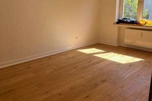Traumhafte 2-Zimmer-Mietwohnung in Düsseldorf Bilk – Heresbachstr. 31, 40223 Bilk, Düsseldorf – Vorschaubild 2