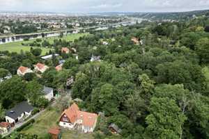 * schönes Anwesen in ruhiger u. idyllischer Bestlage am Elbhang * – Dresden – Vorschaubild 1