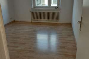 Helle gepfl. 3 Zi. Whg. 71 m² m. Ebk., Balk. 3.OG ohne Lift, in Nbg. Nord zentr. Lage, Nähe Burg. – Maxfeldstr. 12, 90409 Pirckheimerstraße, Nürnberg – Vorschaubild 7