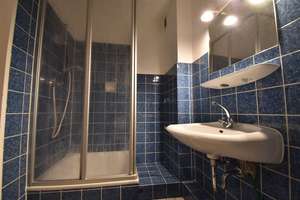 Unmittelbare Rheinnähe! Gepflegtes Apartment mit EBK & Balkon – Pestalozzistraße 50, 40549 Heerdt, Düsseldorf – Vorschaubild 3