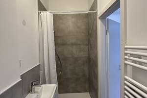 Moderne sanierte 1,5-Zimmer-Wohnung mit Einbauküche in Bonn-Beuel – Königswinterer Straße 1A, 53227 Beuel-Ost, Bonn – Vorschaubild 6