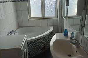 WG gesucht! Großzügige 4-Zimmer-Wohnung verfügbar – Badstraße 40, 70372 Cannstatt-Mitte, Stuttgart – Vorschaubild 4