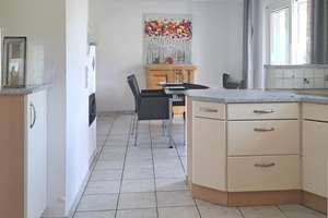 Ankommen. Einziehen. Zuhause sein.
Liebevoll gepflegte DHH in Niederweiler – Die vollständige Adresse der Immobilie erhältst du vom Anbieter., 79379 Müllheim – Vorschaubild 11