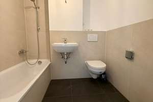 Frisch sanierte 3-Zimmer-Wohnung mit Balkon und Blick ins Grüne - ab 15.06.2026 verfügbar – Terofalstr. 39, 80689 Blumenau, München – Vorschaubild 17