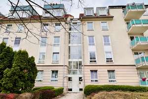 Helle, großzügige, 2-Zimmer-Whg. in Stadtfeld mit Balkon – Gerhardt-Hauptmann-Str. 12, 39108 Stadtfeld Ost, Magdeburg – Vorschaubild 1