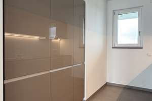 2-Zimmerwohnung am Rhein in moderner Wohnanlage – Wiesbadener Str. 85C, 55252 Mainz-Kastel, Wiesbaden – Vorschaubild 3