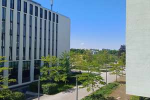 Familienfreundliche 4-Zimmer-Whg.  in ruhiger Top-Lage mit Süd-Loggia - **provisionsfrei** – Am Oberwiesenfeld 27, 80809 Am Riesenfeld, München – Vorschaubild 17