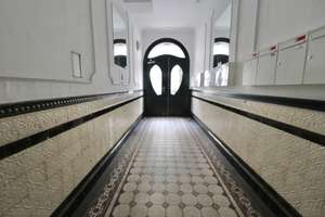 DACHGESCHOSS MIT TERRASSE & AUFZUG - GUTE INFRASTRUKTUR & RUHIGE LAGE -  ZUR ZEIT VERMIETET – Die vollständige Adresse der Immobilie erhältst du vom Anbieter., 10439 Prenzlauer Berg, Berlin – Vorschaubild 12