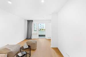Provisionsfrei & Kernsaniert vom Architekten - 2 Zimmer, Loggia und EBK – Die vollständige Adresse der Immobilie erhältst du vom Anbieter., 81673 Josephsburg, München – Vorschaubild 2
