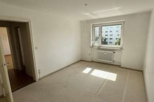 Privat-Verkauf/ Provisionsfrei Helle 2-Zimmer-Wohnung/ Südbalkon/ Bestlage/ Keine Grunderwerbssteuer – Bruno-Walter-Ring 32, 81927 Englschalking, München – Vorschaubild 10
