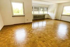 Wohnen auf zwei Ebenen
5-Zimmer-Maisonette-Wohnung mit Balkon und zwei Tiefgaragenstellplätzen – Die vollständige Adresse der Immobilie erhältst du vom Anbieter., 76139 Hagsfeld, Karlsruhe – Vorschaubild 5