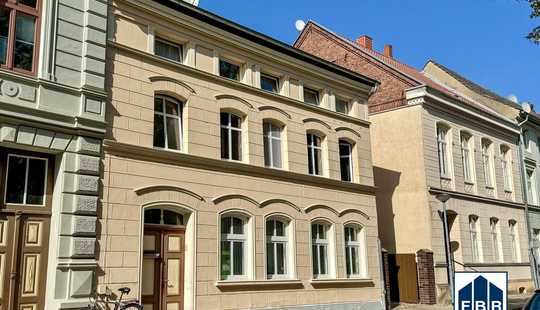 Bild von Solides Mehrfamilienhaus mit drei Wohneinheiten im Herzen von Grabow