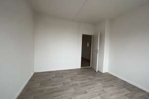 3-Zimmer-Wohnung mit Balkon sucht Lieblingsmieter – Irkutsker Straße 245, 9119 Kappel, Chemnitz – Vorschaubild 6