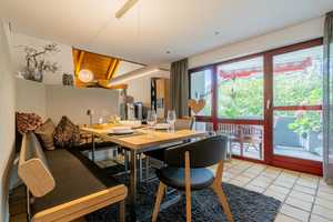 TRAUMHEIM - Einfamilienhaus mit 348 m² Innenraum, einem 594 m² großen Garten und zwei Garagen – Rems-Murr-Kreis – Vorschaubild 6