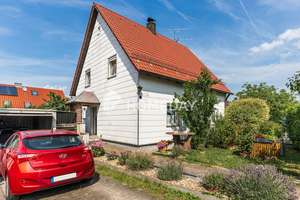 Sechs Zimmer, Garten und Garage – Ihr neues Zuhause mit Entwicklungsmöglichkeiten – 93055 Brandlberg-Keilberg, Regensburg – Vorschaubild 4