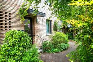 Gepflegtes Reihenendhaus mit Garage in begehrter Lage – Die vollständige Adresse der Immobilie erhältst du vom Anbieter., 26129 Bloherfelde, Oldenburg (Oldenburg) – Vorschaubild 26