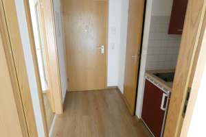 Gemütliche 2-Raum-Wohnung mit Pantryküche & PKW-Stellplatz*** – Meusdorfer Str. 2, 4277 Connewitz, Leipzig – Vorschaubild 7