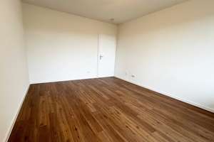Neues Familien-Zuhause! Modernisierte 4 Zimmer mit Umlaufbalkon, 2 neue Bäder, neuer Boden, Aufzug – Krohstraße 2, 50968 Bayenthal, Köln – Vorschaubild 17