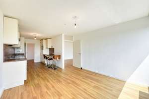 +++ Panorama-Fern-/Seeblick - Schwimmbad/Sauna - modernisiert - inkl. Doppel-Garage & TG-Stpl. +++ – Max-Brod-Weg 14, 70437 Freiberg, Stuttgart – Vorschaubild 13