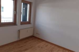 3RWE mit Balkon, EBK, Parkett, Dusche in der nördlichen Innenstadt in Halle sucht genau Sie ! – Adam-Kuckhoff-Straße 40, 6108 Nördliche Innenstadt, Halle (Saale) – Vorschaubild 9