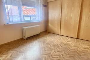 DAS Haus für die junge Familie - 8 Zimmer - 2 Bäder - kleiner Garten – Die vollständige Adresse der Immobilie erhältst du vom Anbieter., 34355 Staufenberg – Vorschaubild 19