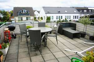 Helle Dachterrassenwohnung inkl. Einbauküche, 3-Familienhaus, Groovnähe, viele Freizeitmöglichkeiten