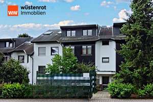 #grosse Dachgeschosswohnung mit Charme - genialer Nutzkeller und Garage