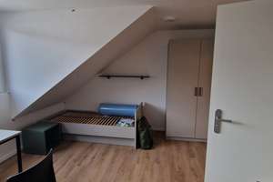 Charmante 1-Zimmer Dachgeschosswohnung mit gemeinschaftlicher Dachterrasse in Erlangen Zentrum – Gabelsbergerstraße 20, 91052 Stubenloh, Erlangen – Vorschaubild 10