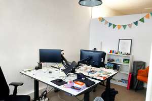 Vielseitige Immobilie: Praxis, Büro und Wohnraum mit 10 Stellplätzen in bester Lage! – Die vollständige Adresse der Immobilie erhältst du vom Anbieter., 50676 Altstadt/Süd, Köln – Vorschaubild 3