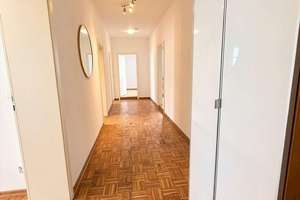 Großzügige 5er-WG im Herzen der Regensburger Altstadt – 120 m² mit 5 Schlafzimmern – 93047 Innenstadt, Regensburg – Vorschaubild 8