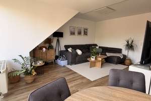 Moderne 3-Zimmer-Dachgeschosswohnung  mit Balkon im Duisburger Süden – Die vollständige Adresse der Immobilie erhältst du vom Anbieter., 47259 Hüttenheim, Duisburg – Vorschaubild 3