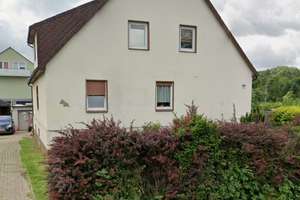Freistehendes Zweifamilienhaus auf großem Grundstück (1.305 m²) in Bielefeld-Milse – Am Flottgraben 20, 33729 Heepen, Bielefeld – Vorschaubild 2