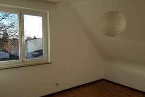 Alltagstaugliche 4-Zimmer-Wohnung in Stuttgart Dürrlewang – Die vollständige Adresse der Immobilie erhältst du vom Anbieter., 70565 Rohr, Stuttgart – Vorschaubild 2